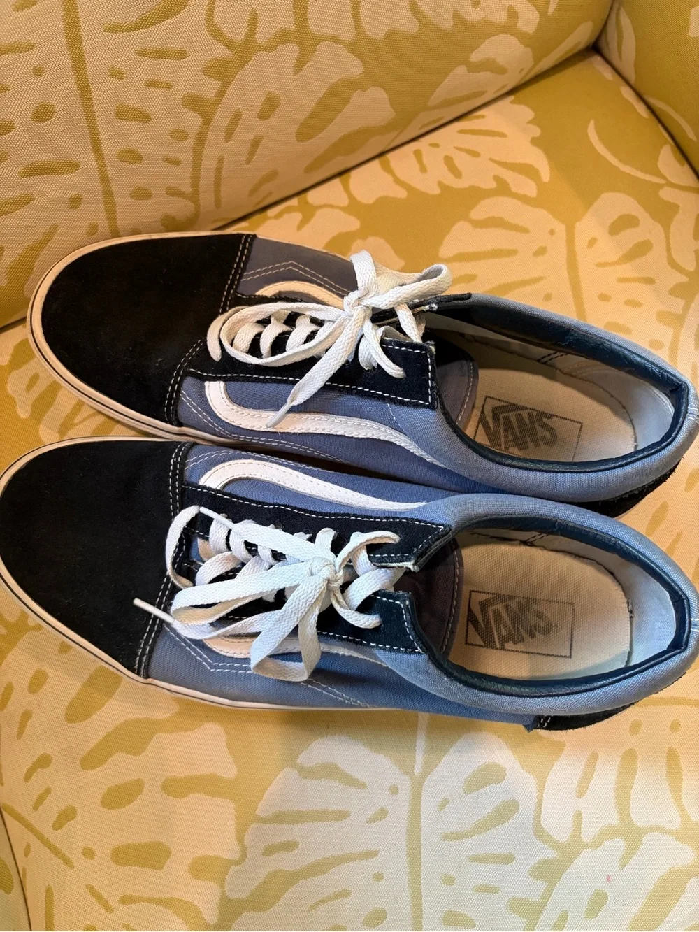VANS Old Skool Two Toned Blue Canvas Tennis Shoes Size 12